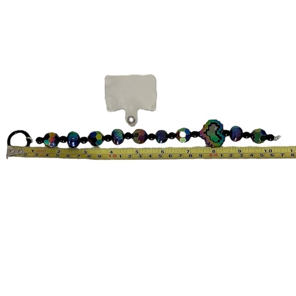 Iridescent Purple & Green Heart Large Beaded Charm Phone Accessory Wristlet - Picture 6 of 12